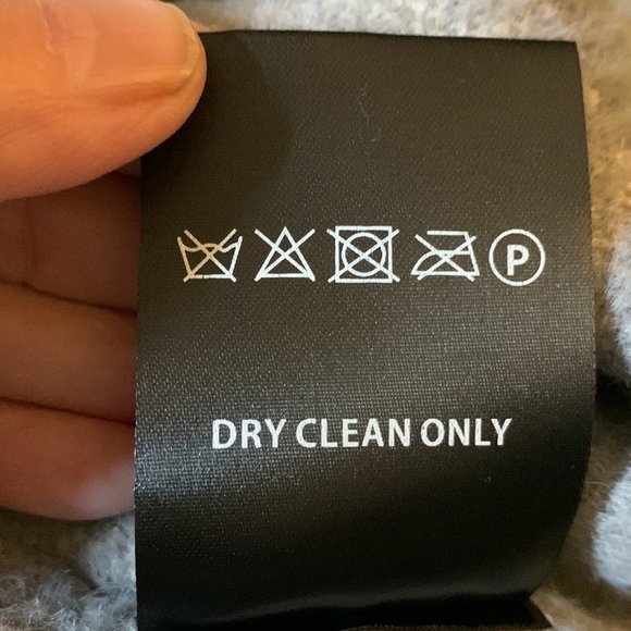 Love Token “Grey Snake” Sweater - softest thing I ever felt! NWT Size Small - Picture 7 of 8